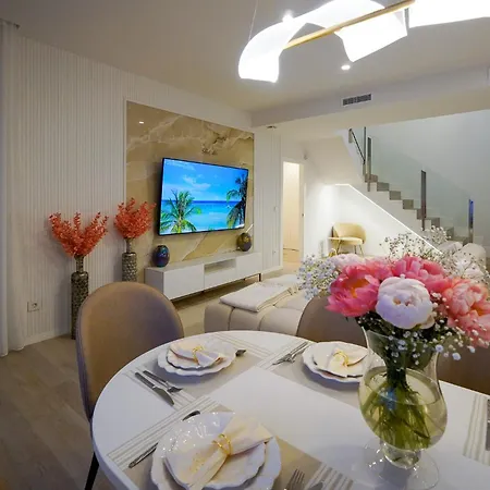 Stunning New Construction Luxury With Heated Private Pool Villa Finestrat