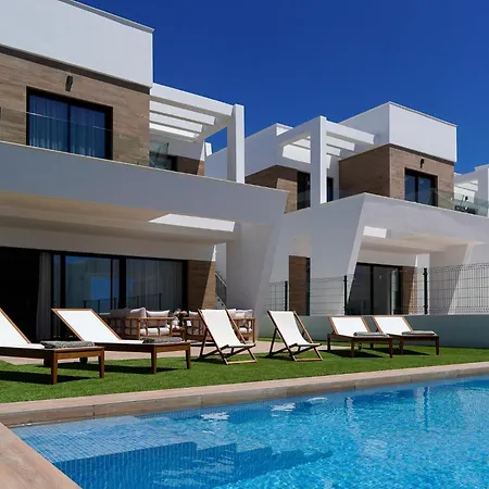 Villa Stunning New Construction Luxury With Heated Private Pool *