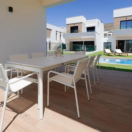 Villa Stunning New Construction Luxury With Heated Private Pool *